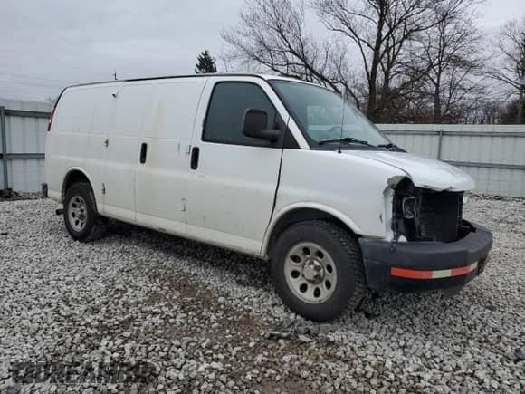 2011 Chevrolet Express Cargo с VIN 1GCSGAFX4B1169708, выставлен на аукционе Copart как лот 85508664 с пробегом 188 934 миль миль и Списание • Salvage title. История ставок и продаж доступна на DreamBid. Изображение 4.