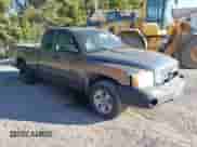 2005 Dodge Dakota ST with VIN 1D7HW22K85S189459, listed as a IAAI auction lot 43200184 with 180,750 mi miles and . Bid and sale history available at DreamBid. Image 1.