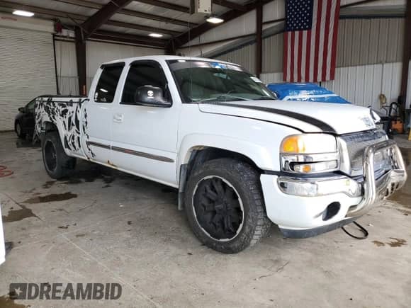 2005 GMC Sierra 1500 SLE z VIN 1GTEK19Z25Z266873, wystawiony jako Copart lot #81870355 z przebiegiem 148 483 mil mil oraz Szkoda całkowita • Salvage title. Historia ofert i sprzedaży dostępna na DreamBid. Obrazek 4.