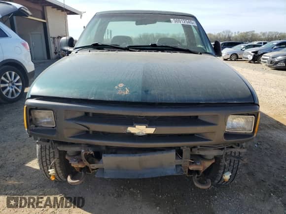 1996 Chevrolet S-10 с VIN 1GCCT14WXT8135551, выставлен на аукционе Copart как лот 50912545 с пробегом 163 135 миль миль и Списание • Salvage title. История ставок и продаж доступна на DreamBid. Изображение 5.