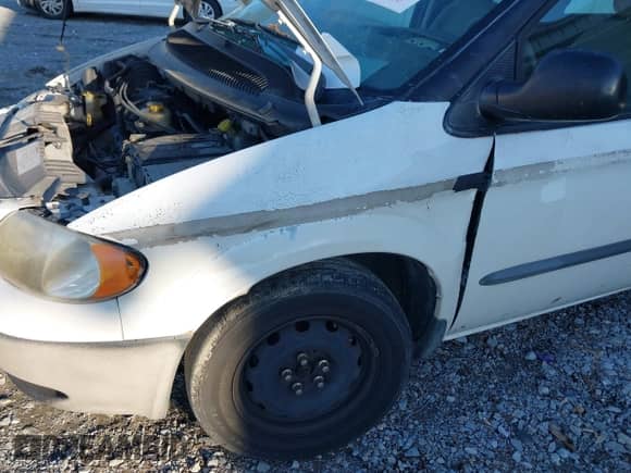 2003 Dodge Caravan Cargo with VIN 1D4GP21373B339042, listed as a IAAI auction lot 41112375 with 96,573 mi miles and . Bid and sale history available at DreamBid. Image 6.