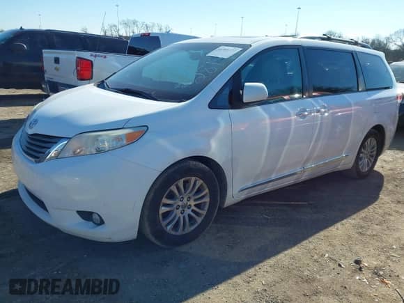 2013 Toyota Sienna XLE AAS with VIN 5TDYK3DC6DS372819, listed as a IAAI auction lot 41395777 with 181,526 mi miles and . Bid and sale history available at DreamBid. Image 2.