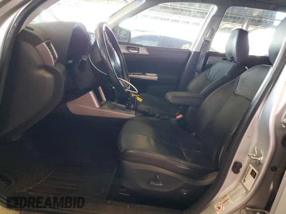 2009 Subaru Forester X Limited z VIN JF2SH646X9H743378, wystawiony jako Copart lot #80383085 z przebiegiem 214 937 mil mil oraz Czysty tytuł • Clean title. Historia ofert i sprzedaży dostępna na DreamBid. Obrazek 7.