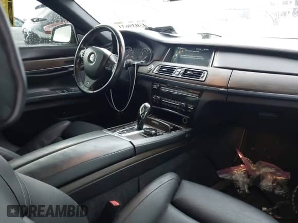 2014 BMW 7 Series ALPINA B7 with VIN WBAYE8C5XED135784, listed as a IAAI auction lot 43039631 with 103,428 mi miles and . Bid and sale history available at DreamBid. Image 5.