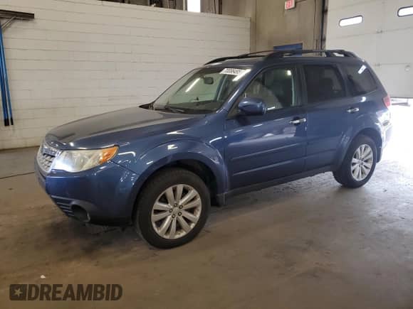 2012 Subaru Forester X Limited z VIN JF2SHBEC4CH436731, wystawiony jako Copart lot #70088495 z przebiegiem 78 416 mil mil oraz Szkoda całkowita • Salvage title. Historia ofert i sprzedaży dostępna na DreamBid. Obrazek 1.