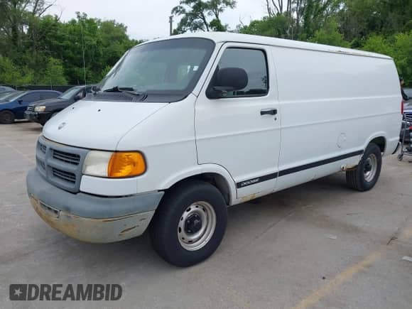 2001 Dodge RAM with VIN 2B7HB11Y51K505331, listed as a IAAI auction lot 42477853 with 124,058 mi miles and . Bid and sale history available at DreamBid. Image 2.