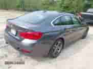 2019 BMW 4 Series 430i xDrive z VIN WBA4J3C51KBL08855, wystawiony jako IAAI lot #42880326 z przebiegiem 71 300 mil mil oraz . Historia ofert i sprzedaży dostępna na DreamBid. Obrazek 4.