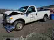 2012 Ford F-250 XL z VIN 1FTBF2A62CEB65027, wystawiony jako Copart lot #87708765 z przebiegiem 119 132 mil mil oraz Szkoda całkowita • Salvage title. Historia ofert i sprzedaży dostępna na DreamBid. Obrazek 1.