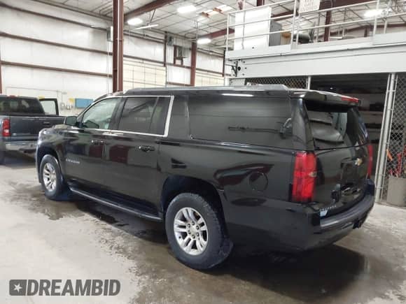 2015 Chevrolet Suburban LT with VIN 1GNSKJKC2FR508739, listed as a IAAI auction lot 43262952 with 152,482 mi miles and . Bid and sale history available at DreamBid. Image 3.
