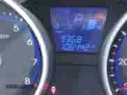 2013 Hyundai Tucson GLS z VIN KM8JUCAC6DU584112, wystawiony jako IAAI lot #43236532 z przebiegiem 106 442 mil mil oraz . Historia ofert i sprzedaży dostępna na DreamBid. Obrazek 7.