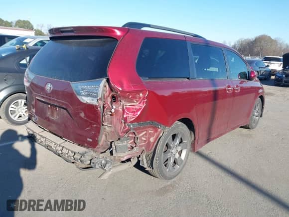 2016 Toyota Sienna SE с VIN 5TDXK3DC8GS716764, выставлен на аукционе IAAI как лот 41278353 с пробегом 174 495 миль миль и . История ставок и продаж доступна на DreamBid. Изображение 4.