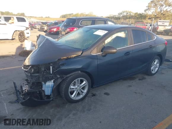 2017 Chevrolet Cruze LT с VIN 1G1BE5SM7H7184081, выставлен на аукционе IAAI как лот 43313426 с пробегом 124 422 миль миль и . История ставок и продаж доступна на DreamBid. Изображение 17.