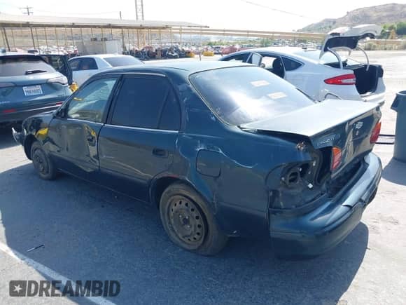 1998 Chevrolet Prizm z VIN 1Y1SK5482WZ433982, wystawiony jako IAAI lot #42576704 z przebiegiem 300 441 mil mil oraz . Historia ofert i sprzedaży dostępna na DreamBid. Obrazek 3.