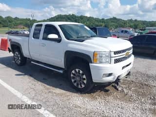 2013 Chevrolet Silverado 3500HD Work Truck с VIN 1GC2KYEG8DZ181745, выставлен на аукционе IAAI как лот 42968414 с пробегом 421 104 миль миль и . История ставок и продаж доступна на DreamBid. Изображение 1.