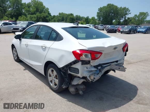2018 Chevrolet Cruze LS с VIN 1G1BC5SMXJ7220521, выставлен на аукционе IAAI как лот 42784547 с пробегом 124 286 миль миль и . История ставок и продаж доступна на DreamBid. Изображение 3.