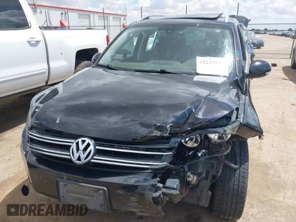 2017 Volkswagen Tiguan Wolfsburg Edition с VIN WVGSV7AX1HW503670, выставлен на аукционе IAAI как лот 42235251 с пробегом 88 477 миль миль и . История ставок и продаж доступна на DreamBid. Изображение 6.