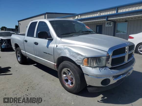 2004 Dodge 1500 SLT z VIN 1D7HA18D84S600004, wystawiony jako Copart lot #69136925 z przebiegiem Nie podano mil oraz Szkoda całkowita • Salvage title. Historia ofert i sprzedaży dostępna na DreamBid. Obrazek 4.