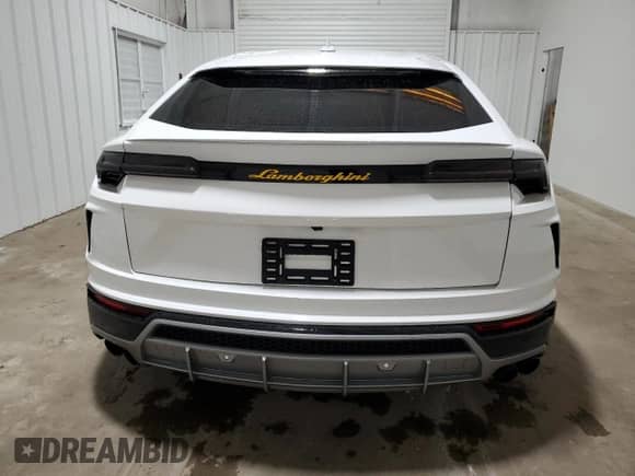 2019 Lamborghini Urus with VIN ZPBUA1ZL7KLA03750, listed as a Copart auction lot 75397654 with Not provided miles and Salvage title. Bid and sale history available at DreamBid. Image 6.