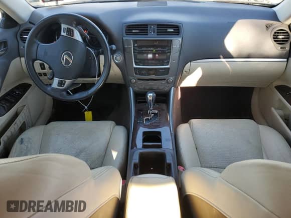 2012 Lexus IS 250 z VIN JTHCF5C28C5054156, wystawiony jako Copart lot #84234695 z przebiegiem 193 657 mil mil oraz Szkoda całkowita • Salvage title. Historia ofert i sprzedaży dostępna na DreamBid. Obrazek 8.