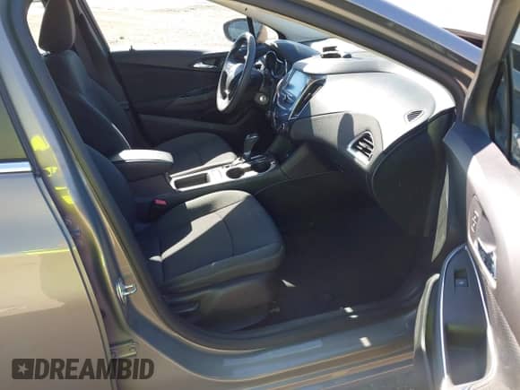 2017 Chevrolet Cruze LT с VIN 3G1BE6SM4HS533706, выставлен на аукционе IAAI как лот 43456014 с пробегом 112 481 миль миль и . История ставок и продаж доступна на DreamBid. Изображение 5.