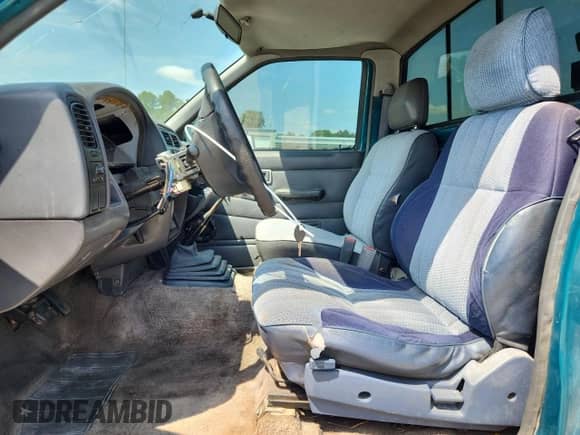 1995 Nissan Frontier with VIN 1N6SD11S3SC358078, listed as a Copart auction lot 71859815 with 118,833 mi miles and Salvage title. Bid and sale history available at DreamBid. Image 7.