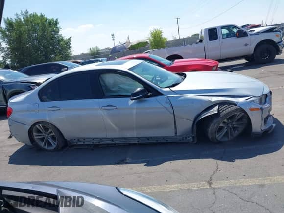 2015 BMW 3 Series 328i with VIN WBA3C1C53FK123724, listed as a IAAI auction lot 43114217 with 149,763 mi miles and . Bid and sale history available at DreamBid. Image 13.