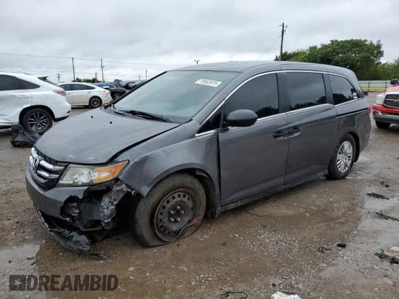 2014 Honda Odyssey LX z VIN 5FNRL5H28EB126388, wystawiony jako Copart lot #70583975 z przebiegiem 148 425 mil mil oraz Szkoda całkowita • Salvage title. Historia ofert i sprzedaży dostępna na DreamBid. Obrazek 1.