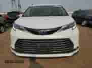 2021 Toyota Sienna Limited z VIN 5TDZSKFC6MS032484, wystawiony jako Copart lot #59463945 z przebiegiem 56 707 mil mil oraz Szkoda całkowita • Salvage title. Historia ofert i sprzedaży dostępna na DreamBid. Obrazek 5.