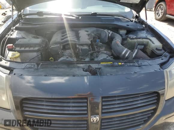 2005 Dodge Magnum SE with VIN 2D4FV48V95H158734, listed as a Copart auction lot 61776875 with 182,418 mi miles and Salvage title. Bid and sale history available at DreamBid. Image 11.