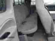 2001 Dodge 2500 z VIN 1B7KC23651J524719, wystawiony jako IAAI lot #41946811 z przebiegiem 172 277 mil mil oraz . Historia ofert i sprzedaży dostępna na DreamBid. Obrazek 8.