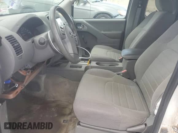 2018 Nissan Frontier S z VIN 1N6BD0CTXJN733127, wystawiony jako Copart lot #70907525 z przebiegiem Nie podano mil oraz Czysty tytuł • Clean title. Historia ofert i sprzedaży dostępna na DreamBid. Obrazek 7.