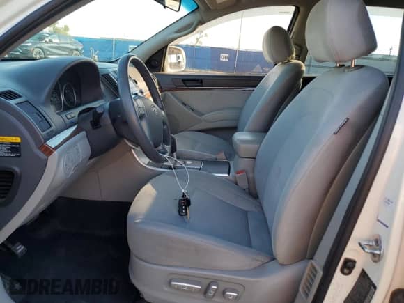 2010 Hyundai Veracruz GLS with VIN KM8NUDCC9AU134891, listed as a Copart auction lot 82526015 with 74,760 mi miles and Salvage title. Bid and sale history available at DreamBid. Image 7.