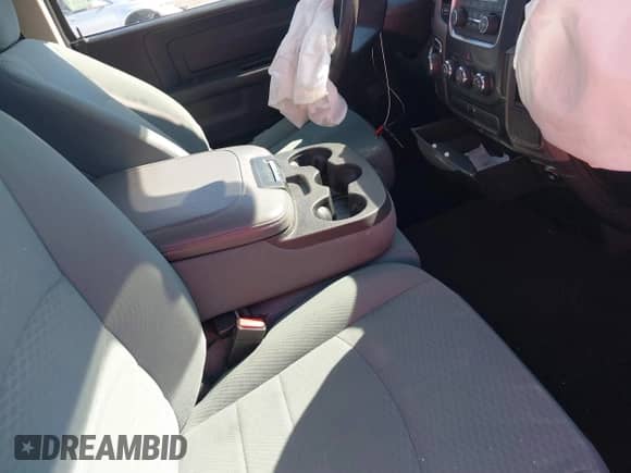 2017 Ram 1500 Tradesman с VIN 3C6JR6DG2HG734559, выставлен на аукционе IAAI как лот 41650921 с пробегом 120 953 миль миль и . История ставок и продаж доступна на DreamBid. Изображение 5.