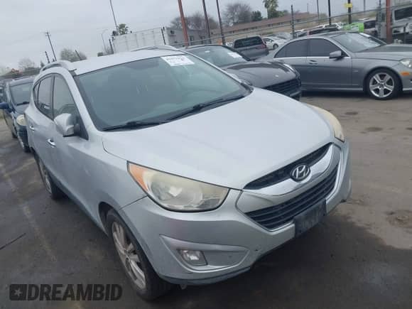 2012 Hyundai Tucson GLS с VIN KM8JU3AC3CU364151, выставлен на аукционе IAAI как лот 41671914 с пробегом 188 128 миль миль и . История ставок и продаж доступна на DreamBid. Изображение 1.
