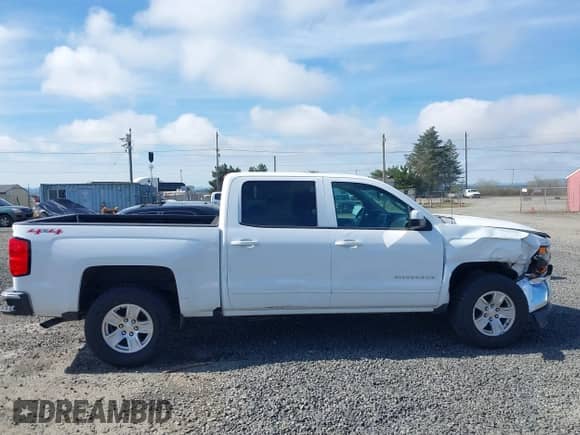 2016 Chevrolet Silverado 1500 LT с VIN 3GCUKREC1GG278916, выставлен на аукционе IAAI как лот 41799147 с пробегом 123 217 миль миль и . История ставок и продаж доступна на DreamBid. Изображение 13.