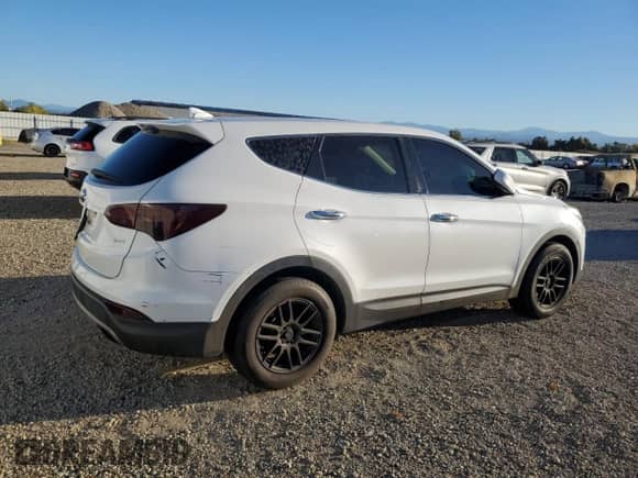 2016 Hyundai Santa Fe с VIN 5XYZT3LB3GG350739, выставлен на аукционе Copart как лот 86329275 с пробегом 122 902 миль миль и Чистый • Clean title. История ставок и продаж доступна на DreamBid. Изображение 3.