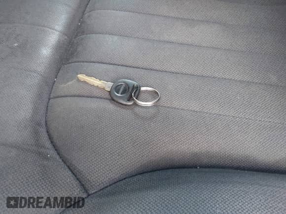 2003 Chevrolet Blazer LS with VIN 1GNDT13X33K150515, listed as a IAAI auction lot 42363650 with 165,755 mi miles and . Bid and sale history available at DreamBid. Image 11.