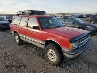 1993 Chevrolet Blazer с VIN 1GNDT13WXP2192144, выставлен на аукционе Copart как лот 86633684 с пробегом Не указан миль и Списание • Salvage title. История ставок и продаж доступна на DreamBid. Изображение 4.