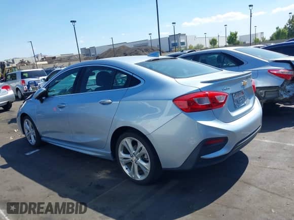 2017 Chevrolet Cruze Premier с VIN 1G1BF5SM8H7181784, выставлен на аукционе IAAI как лот 43303597 с пробегом 56 414 миль миль и . История ставок и продаж доступна на DreamBid. Изображение 14.