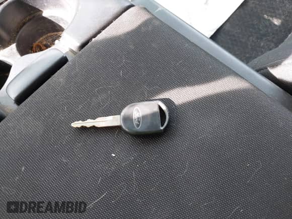 2008 Ford F-150 XLT с VIN 1FTPX14V88FB63980, выставлен на аукционе IAAI как лот 42193896 с пробегом 140 233 миль миль и . История ставок и продаж доступна на DreamBid. Изображение 11.