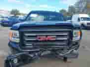 2015 GMC Sierra 1500 SLT z VIN 3GTU2VEC2FG141443, wystawiony jako IAAI lot #43458098 z przebiegiem 141 543 mil mil oraz . Historia ofert i sprzedaży dostępna na DreamBid. Obrazek 12.