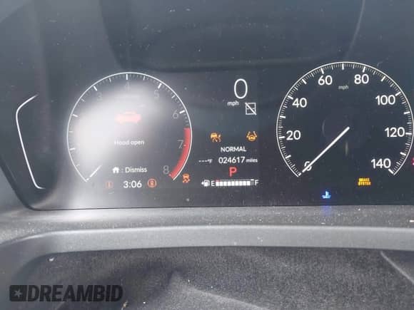 2024 Honda Pilot Touring с VIN 5FNYG2H7XRB011128, выставлен на аукционе IAAI как лот 43011514 с пробегом 24 617 миль миль и . История ставок и продаж доступна на DreamBid. Изображение 7.