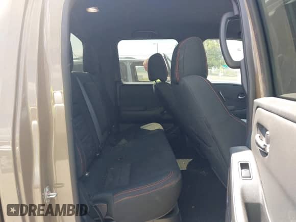 2024 Nissan Frontier SV z VIN 1N6ED1EJ2RN613221, wystawiony jako IAAI lot #43006316 z przebiegiem 24 192 mil mil oraz . Historia ofert i sprzedaży dostępna na DreamBid. Obrazek 8.