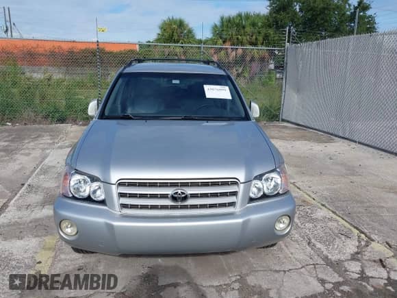 2002 Toyota Highlander с VIN JTEGF21A820029048, выставлен на аукционе IAAI как лот 43076099 с пробегом 117 651 миль миль и . История ставок и продаж доступна на DreamBid. Изображение 6.