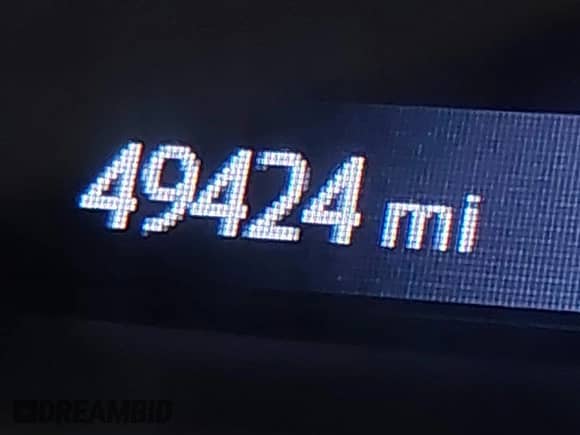 2019 Nissan Pathfinder S z VIN 5N1DR2MM0KC653652, wystawiony jako IAAI lot #43070891 z przebiegiem 49 424 mil mil oraz . Historia ofert i sprzedaży dostępna na DreamBid. Obrazek 16.