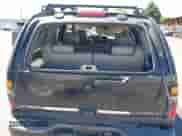 2005 Chevrolet Tahoe Z71 с VIN 1GNEK13T55R259931, выставлен на аукционе IAAI как лот 42305809 с пробегом Не указан миль и . История ставок и продаж доступна на DreamBid. Изображение 14.