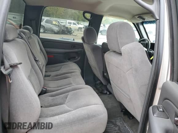 2006 Chevrolet Silverado 1500 LT3 z VIN 2GCEK13T861218440, wystawiony jako Copart lot #63823274 z przebiegiem 209 909 mil mil oraz Szkoda całkowita • Salvage title. Historia ofert i sprzedaży dostępna na DreamBid. Obrazek 10.