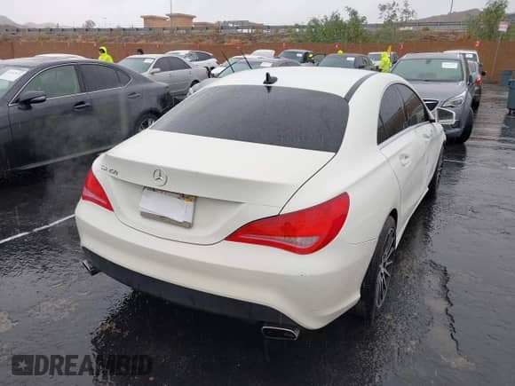 2016 Mercedes-Benz CLA 250 с VIN WDDSJ4EB5GN363730, выставлен на аукционе IAAI как лот 43422536 с пробегом 123 649 миль миль и . История ставок и продаж доступна на DreamBid. Изображение 4.