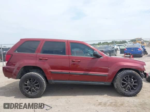 2008 Jeep Grand Cherokee Laredo с VIN 1J8GS48K18C235287, выставлен на аукционе IAAI как лот 43119994 с пробегом 188 975 миль миль и . История ставок и продаж доступна на DreamBid. Изображение 14.