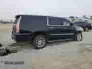 2019 Cadillac Escalade ESV z VIN 1GYS3GKJ1KR154028, wystawiony jako Copart lot #83409884 z przebiegiem Nie podano mil oraz Szkoda całkowita • Salvage title. Historia ofert i sprzedaży dostępna na DreamBid. Obrazek 3.